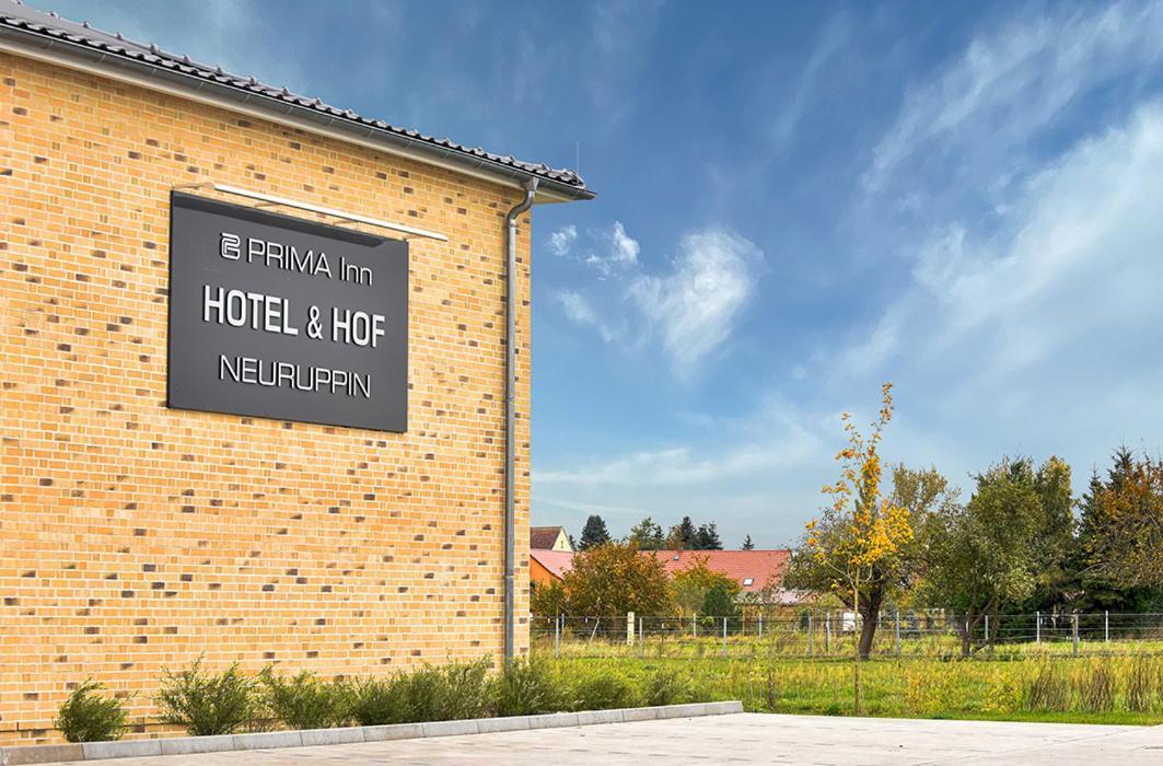 Prima Inn Hotel & Hof Neuruppin - Digitales & Rezeptionsloses Motel Esterno foto